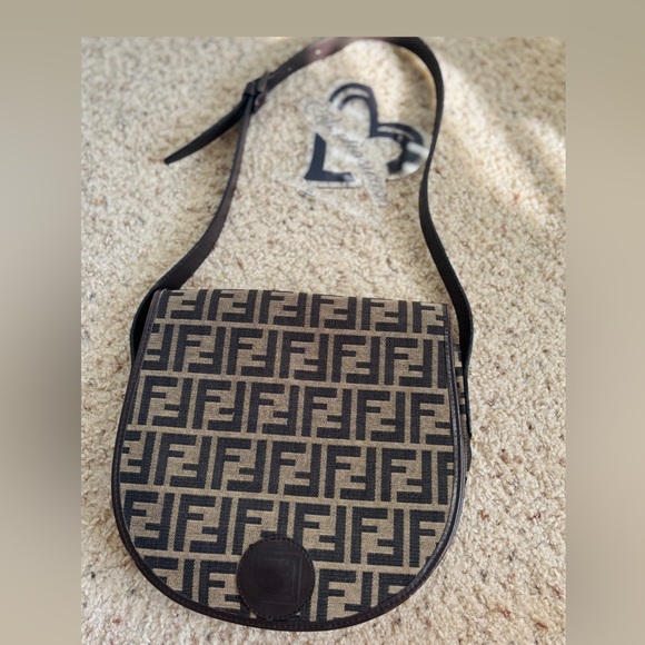 Fendi shoulder crossbody 🐻 - Picture 1 of 16